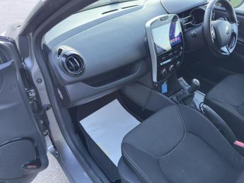 Renault Clio 0.9 TCe Dynamique MediaNav Hatchback 5dr Petrol Manual Euro 5 (s