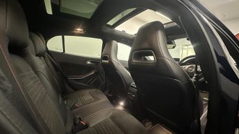 Mercedes-Benz GLA 2.1 GLA220d AMG Line (Premium Plus) SUV 5dr Diesel 7G-DCT 4MATIC