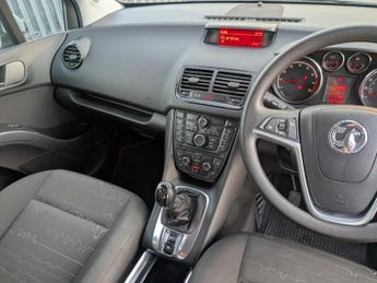 Vauxhall Meriva 1.4T 16V Exclusiv MPV 5dr Petrol Manual Euro 5 (120 ps)