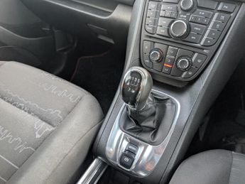 Vauxhall Meriva 1.4T 16V Exclusiv MPV 5dr Petrol Manual Euro 5 (120 ps)