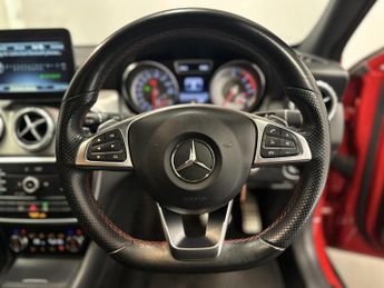 Mercedes-Benz GLA 2.1 GLA200d AMG Line SUV 5dr Diesel 7G-DCT Euro 6 (s/s) (136 ps)