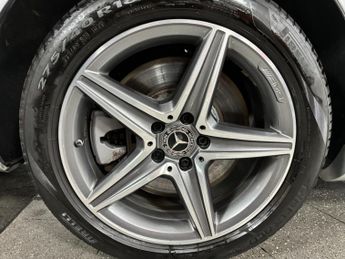 Mercedes-Benz E Class 2.0 E300de 13.5kWh AMG Line (Premium) Estate 5dr Diesel Plug-in 