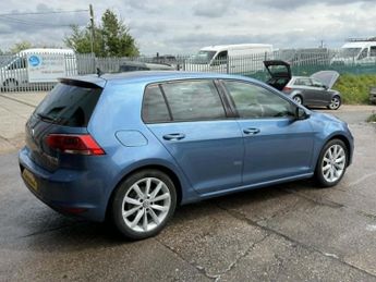 Volkswagen Golf 2.0 TDI BlueMotion Tech GT Hatchback 5dr Diesel DSG Euro 5 (s/s)