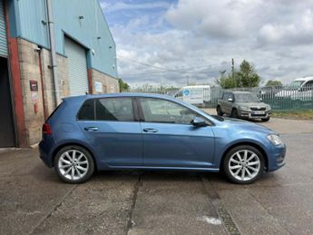 Volkswagen Golf 2.0 TDI BlueMotion Tech GT Hatchback 5dr Diesel DSG Euro 5 (s/s)