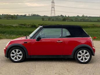 MINI Convertible 1.6 Cooper Convertible 2dr Petrol Manual Euro 3 (115 ps)