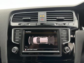 Volkswagen Golf 2.0 TSI BlueMotion Tech R Hatchback 3dr Petrol DSG 4Motion Euro 