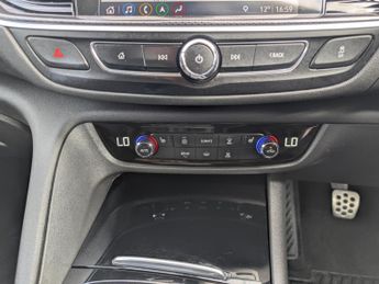 Vauxhall Insignia 1.5i Turbo GPF SRi Nav Grand Sport 5dr Petrol Manual Euro 6 (s/s
