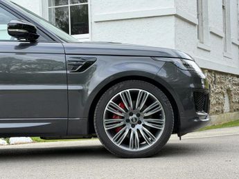 Land Rover Range Rover Sport 4.4 SD V8 Autobiography Dynamic SUV 5dr Diesel Auto 4WD Euro 6 (
