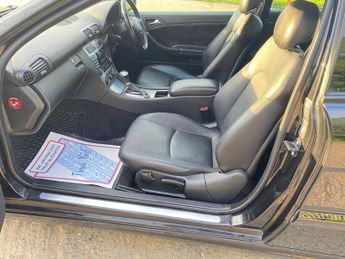 Mercedes-Benz C Class 1.8 C160 Kompressor SE Coupe 2dr Petrol Automatic (193 g/km, 122