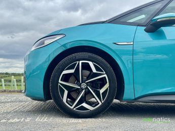 Volkswagen ID.3 Pro Performance 58kWh Style Hatchback 5dr Electric Auto (204 ps)