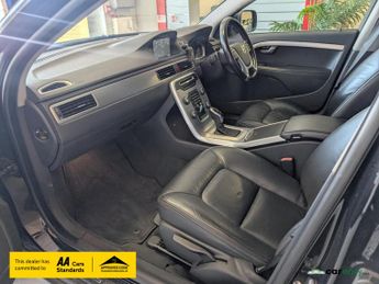 Volvo XC70 2.4 D5 SE Lux Estate 5dr Diesel Geartronic AWD Euro 5 (215 ps)