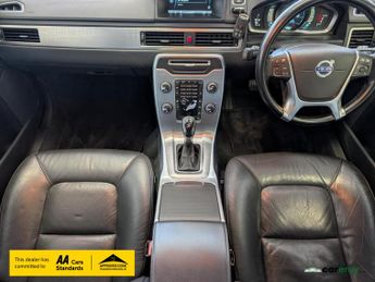 Volvo XC70 2.4 D5 SE Lux Estate 5dr Diesel Geartronic AWD Euro 5 (215 ps)