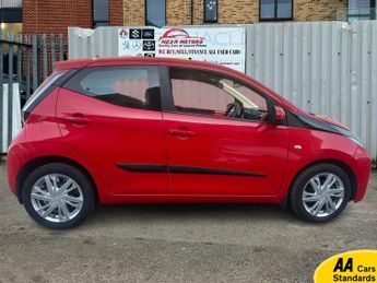 Toyota AYGO 1.0 VVT-i x-pression Hatchback 5dr Petrol x-shift Euro 5 Euro 5 