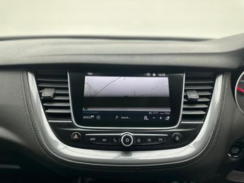 Vauxhall Grandland X 1.6 13.2kWh Elite Nav SUV 5dr Petrol Plug-in Hybrid Auto 4WD Eur
