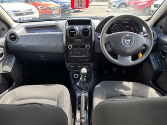 Dacia Duster 1.6 SCe Ambiance SUV 5dr Petrol Manual 4WD Euro 6 (s/s) (115 ps)