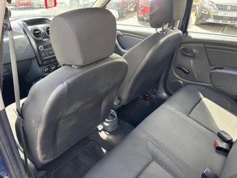 Dacia Duster 1.6 SCe Ambiance SUV 5dr Petrol Manual 4WD Euro 6 (s/s) (115 ps)