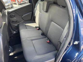 Dacia Duster 1.6 SCe Ambiance SUV 5dr Petrol Manual 4WD Euro 6 (s/s) (115 ps)