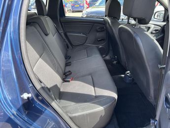 Dacia Duster 1.6 SCe Ambiance SUV 5dr Petrol Manual 4WD Euro 6 (s/s) (115 ps)