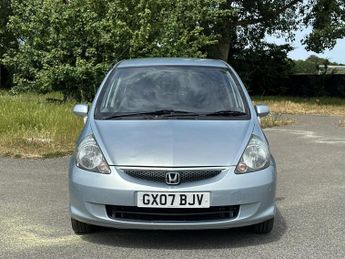 Honda Jazz 1.4 i-VTEC ES Hatchback 5dr Petrol CVT Euro 5 (99 ps)