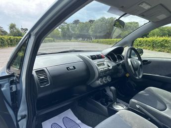 Honda Jazz 1.4 i-VTEC ES Hatchback 5dr Petrol CVT Euro 5 (99 ps)