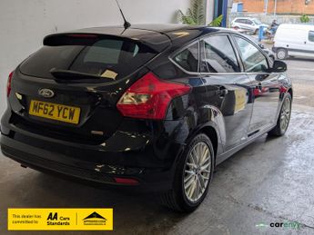 Ford Focus 1.0T EcoBoost Zetec Hatchback 5dr Petrol Manual Euro 5 (s/s) (12