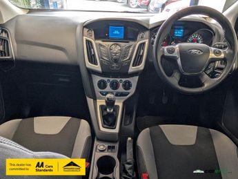 Ford Focus 1.0T EcoBoost Zetec Hatchback 5dr Petrol Manual Euro 5 (s/s) (12