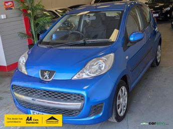 Peugeot 107 1.0 12V Urban Hatchback 3dr Petrol Manual Euro 4 (68 ps)