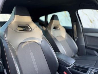 CUPRA Formentor 1.4 eHybrid 12.8kWh VZ1 SUV 5dr Petrol Plug-in Hybrid DSG Euro 6