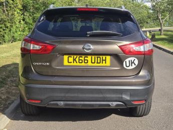 Nissan Qashqai 1.2 DIG-T Tekna SUV 5dr Petrol XTRON 2WD Euro 6 (s/s) (115 ps)