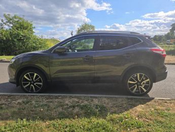 Nissan Qashqai 1.2 DIG-T Tekna SUV 5dr Petrol XTRON 2WD Euro 6 (s/s) (115 ps)