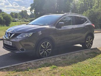 Nissan Qashqai 1.2 DIG-T Tekna SUV 5dr Petrol XTRON 2WD Euro 6 (s/s) (115 ps)