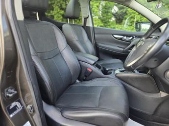 Nissan Qashqai 1.2 DIG-T Tekna SUV 5dr Petrol XTRON 2WD Euro 6 (s/s) (115 ps)