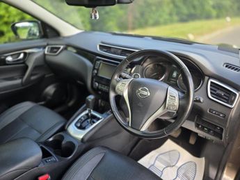 Nissan Qashqai 1.2 DIG-T Tekna SUV 5dr Petrol XTRON 2WD Euro 6 (s/s) (115 ps)