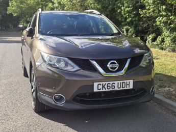 Nissan Qashqai 1.2 DIG-T Tekna SUV 5dr Petrol XTRON 2WD Euro 6 (s/s) (115 ps)