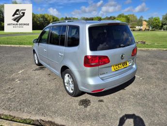 Volkswagen Touran 2.0 TDI BlueMotion Tech SE MPV 5dr Diesel DSG Euro 5 (s/s) (140 
