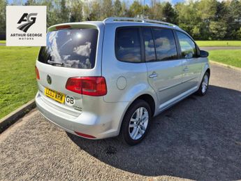 Volkswagen Touran 2.0 TDI BlueMotion Tech SE MPV 5dr Diesel DSG Euro 5 (s/s) (140 