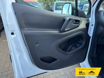 Peugeot Partner 1.6 HDi 850 S Panel Van 4dr Diesel Manual L1 (138 g/km, 90 bhp)