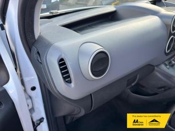 Peugeot Partner 1.6 HDi 850 S Panel Van 4dr Diesel Manual L1 (138 g/km, 90 bhp)
