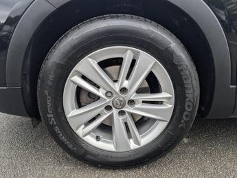 Vauxhall Grandland X 1.2 Turbo GPF SE SUV 5dr Petrol Manual Euro 6 (s/s) (130 ps)