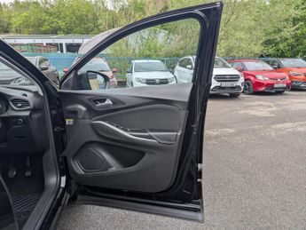 Vauxhall Grandland X 1.2 Turbo GPF SE SUV 5dr Petrol Manual Euro 6 (s/s) (130 ps)