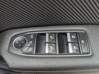 Renault Captur 1.3 TCe RS Line SUV 5dr Petrol EDC Euro 6 (s/s) (140 ps)