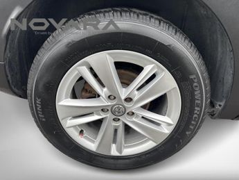 Vauxhall Grandland X 1.2 Turbo GPF SE SUV 5dr Petrol Manual Euro 6 (s/s) (130 ps)