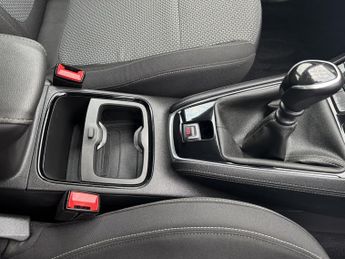 Vauxhall Grandland X 1.2 Turbo GPF SE SUV 5dr Petrol Manual Euro 6 (s/s) (130 ps)