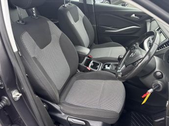 Vauxhall Grandland X 1.2 Turbo GPF SE SUV 5dr Petrol Manual Euro 6 (s/s) (130 ps)