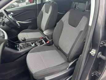 Vauxhall Grandland X 1.2 Turbo GPF SE SUV 5dr Petrol Manual Euro 6 (s/s) (130 ps)