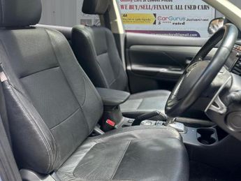 Mitsubishi Outlander 2.0h 12kWh GX4hs SUV 5dr Petrol Plug-in Hybrid CVT 4WD Euro 5 (s