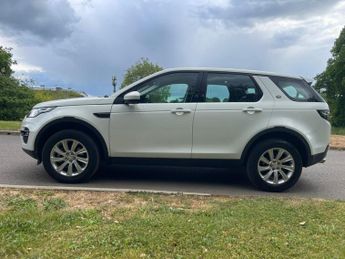 Land Rover Discovery Sport 2.0 TD4 SE Tech SUV 5dr Diesel Auto 4WD Euro 6 (s/s) (180 ps)