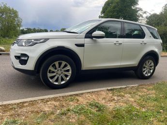 Land Rover Discovery Sport 2.0 TD4 SE Tech SUV 5dr Diesel Auto 4WD Euro 6 (s/s) (180 ps)