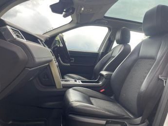 Land Rover Discovery Sport 2.0 TD4 SE Tech SUV 5dr Diesel Auto 4WD Euro 6 (s/s) (180 ps)