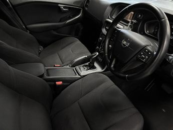 Volvo V40 1.6 D2 ES Hatchback 5dr Diesel Powershift Euro 5 (s/s) (115 ps)